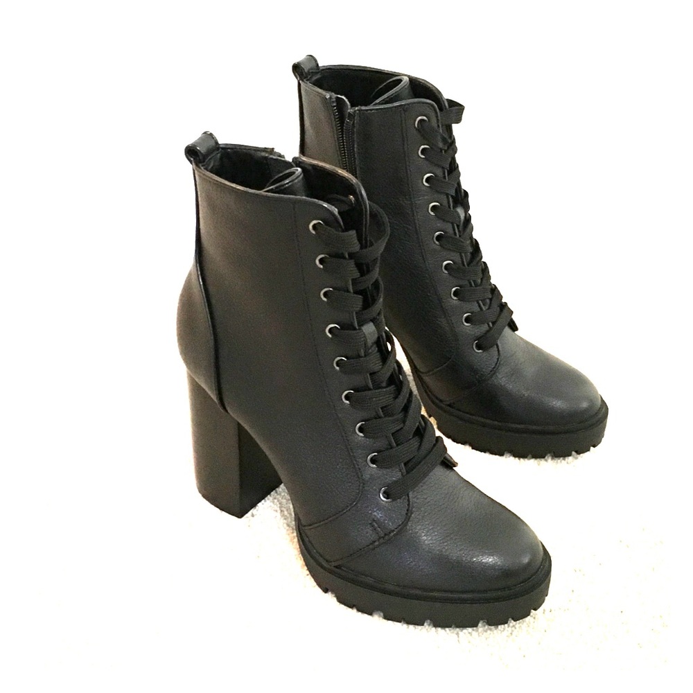 Steve Madden Laurie Leather Booties Size 8